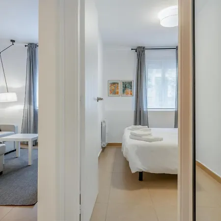 Apartment Inside Salva Barcelona