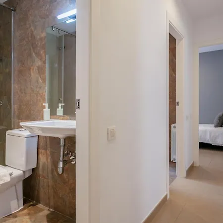 Apartment Inside Salva Barcelona