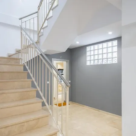 Apartment Inside Salva *
